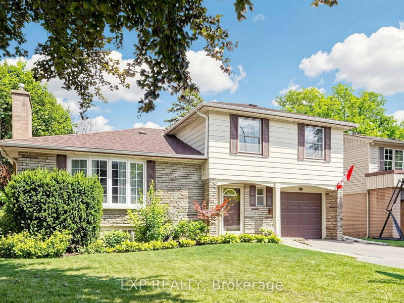 37 Brightbay Crescent