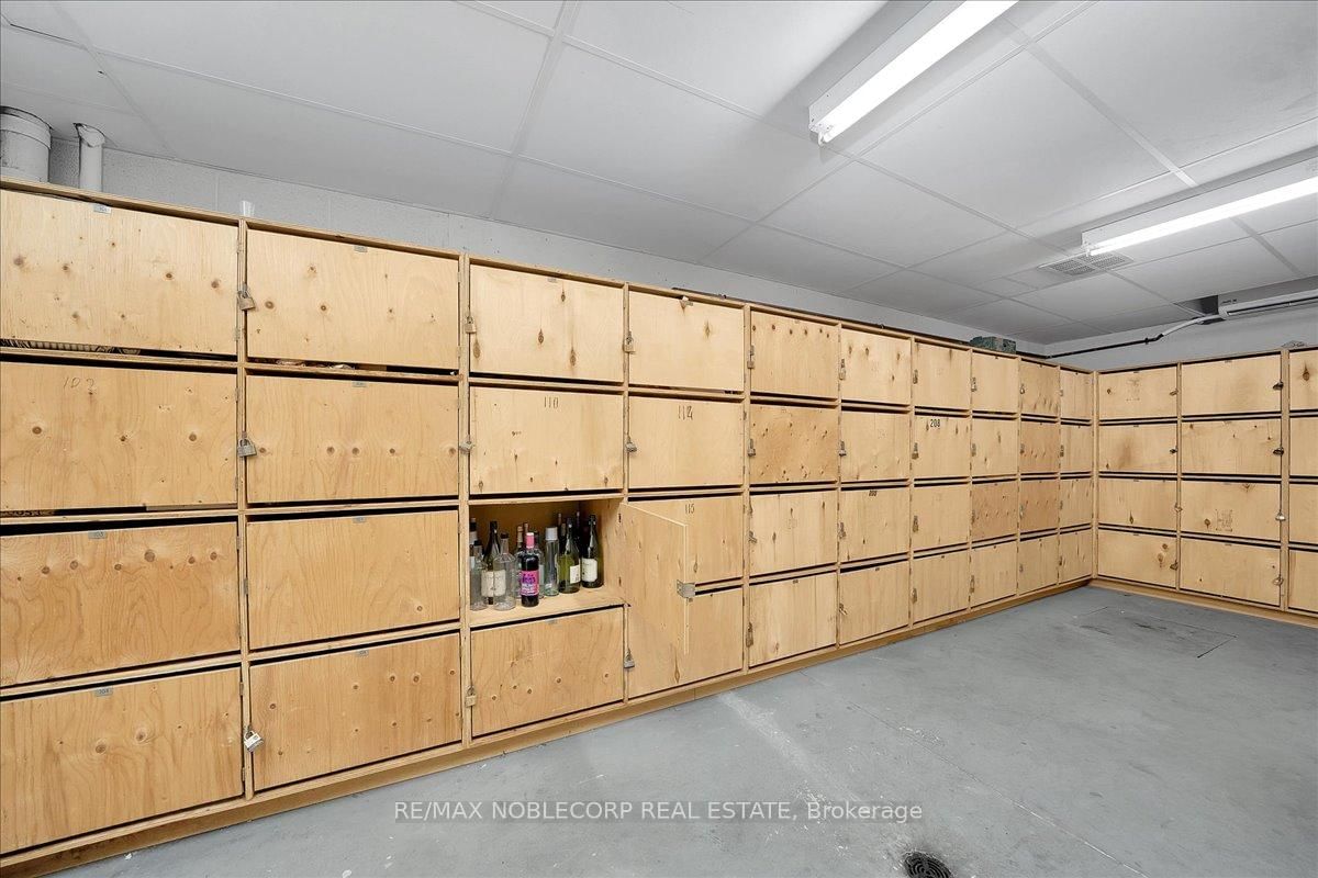 2502 Rutherford Road • #111 • Vaughan, ON photo 41