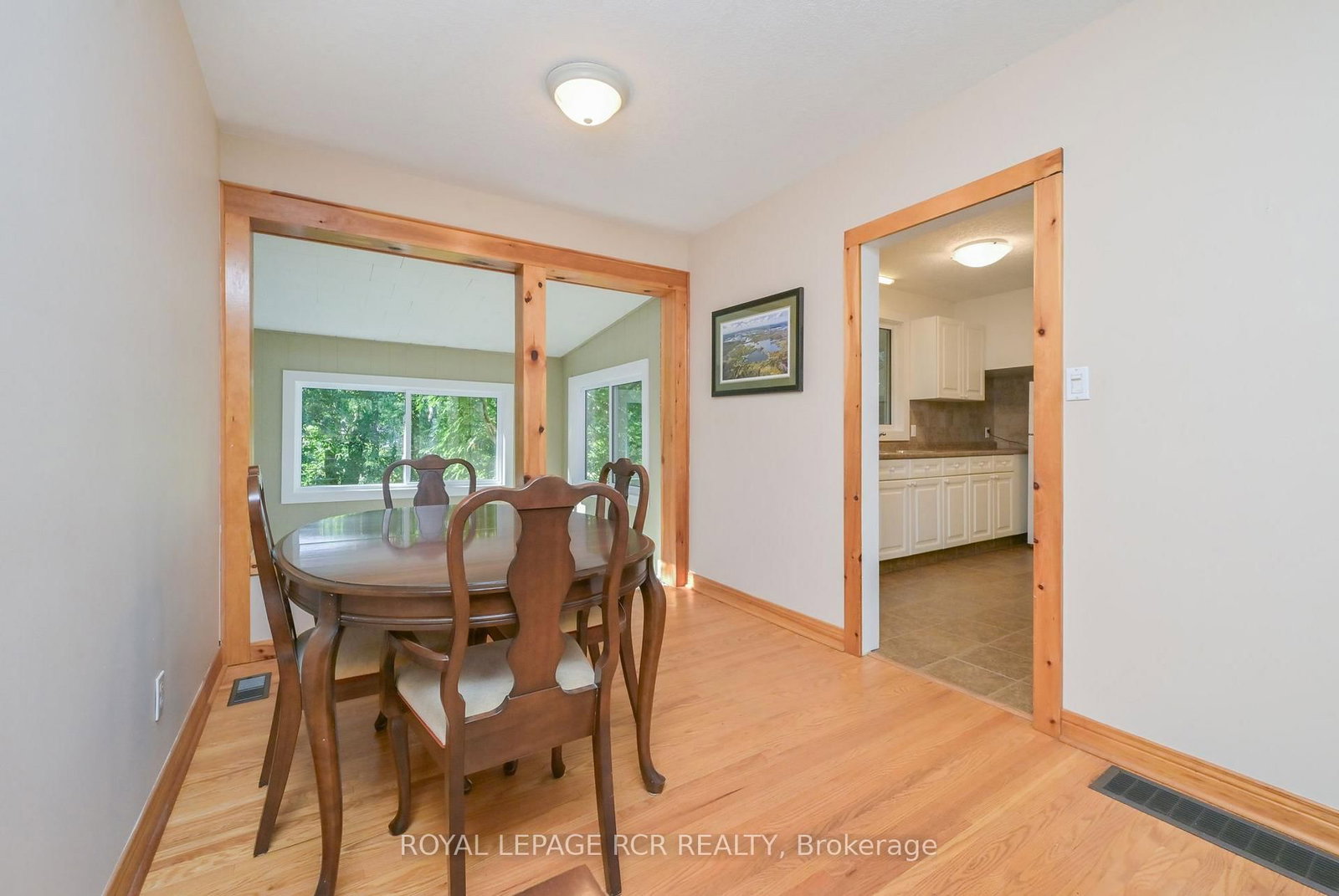 18 Doner Street • New Tecumseth, ON photo 9