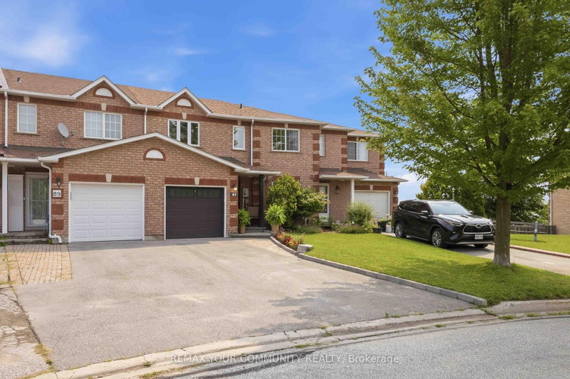 87 Lancaster Court