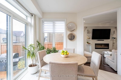 1352 Blackmore Street • Innisfil, ON photo 9