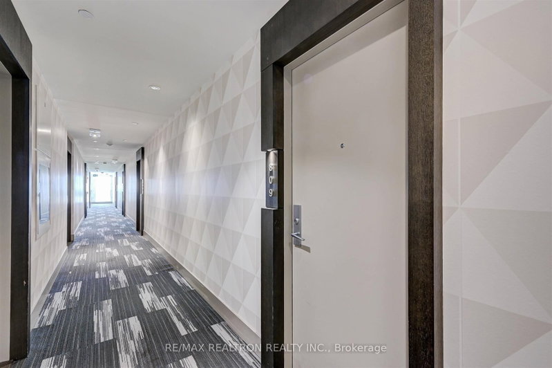 809 - 180 Enterprise Boulevard