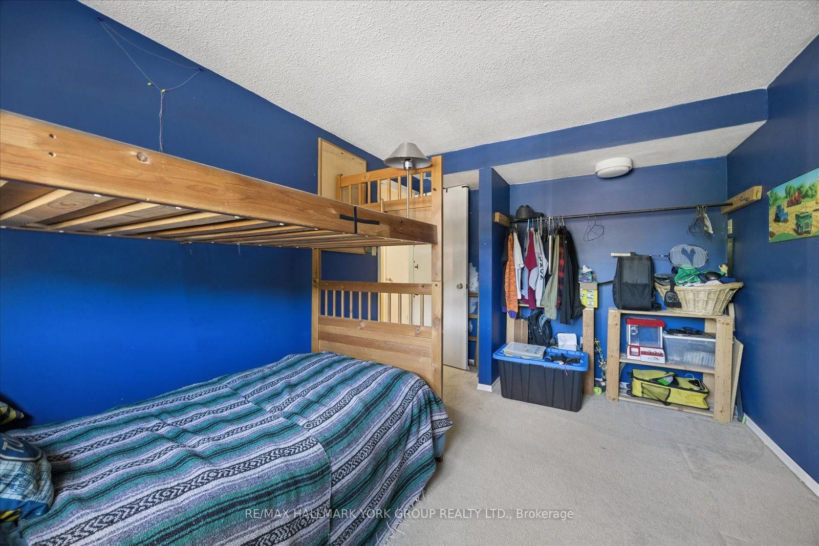 458 Chester Avenue • Newmarket, ON photo 26