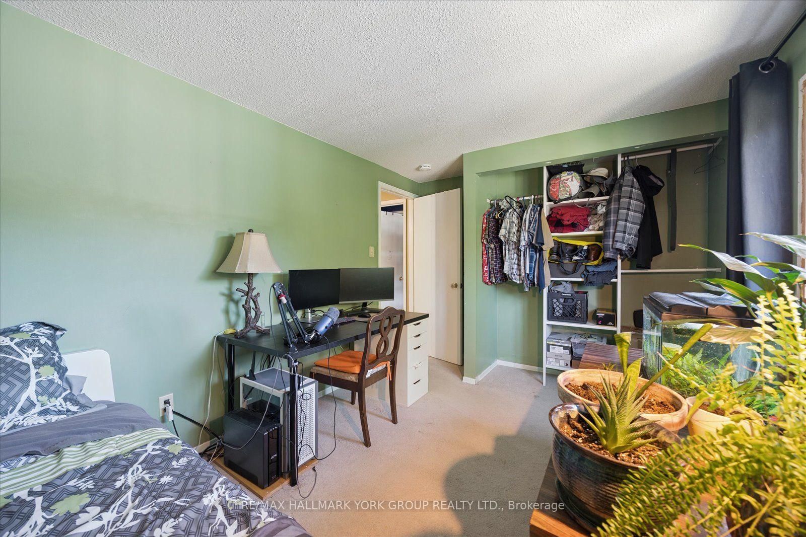 458 Chester Avenue • Newmarket, ON photo 30