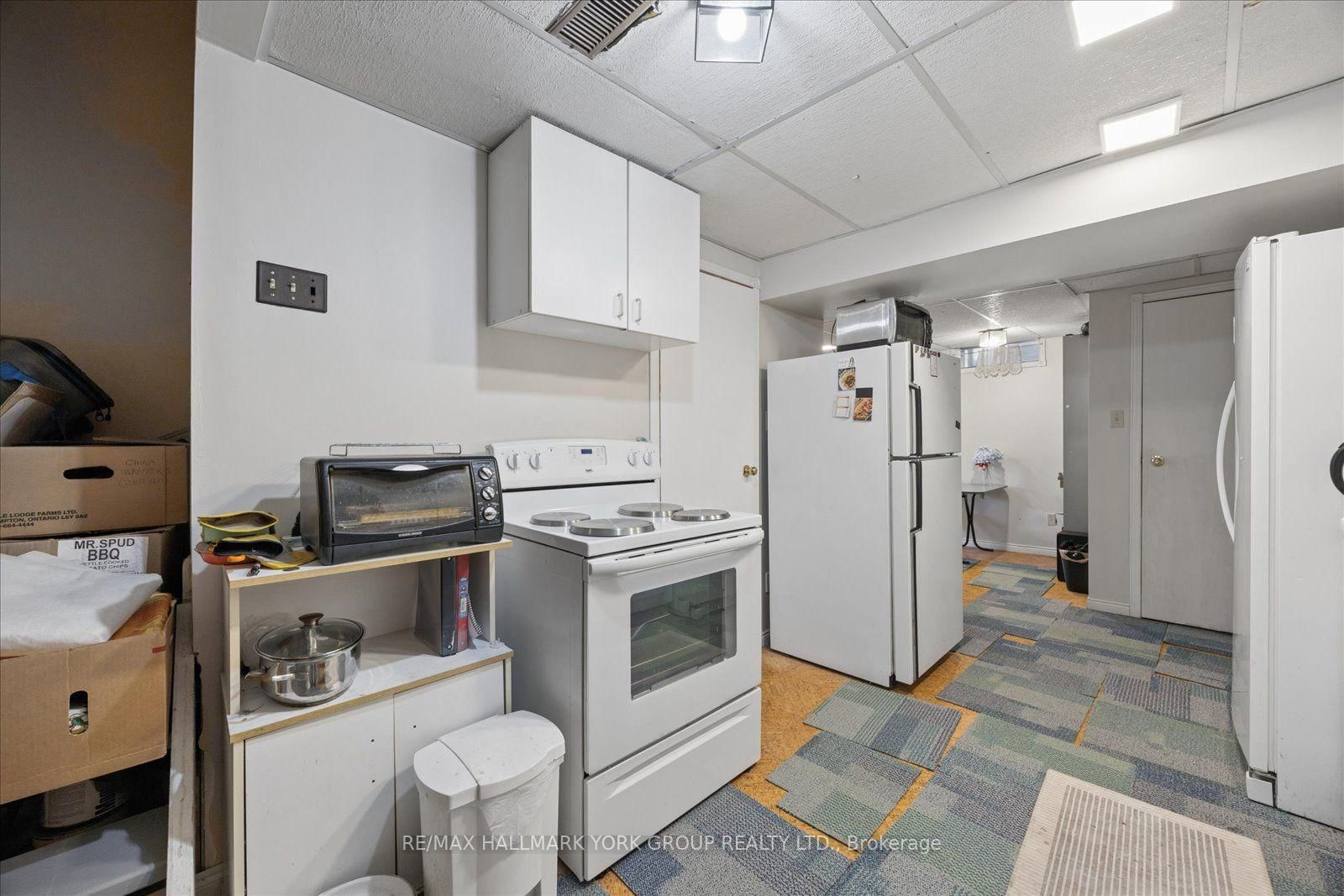 458 Chester Avenue • Newmarket, ON photo 33