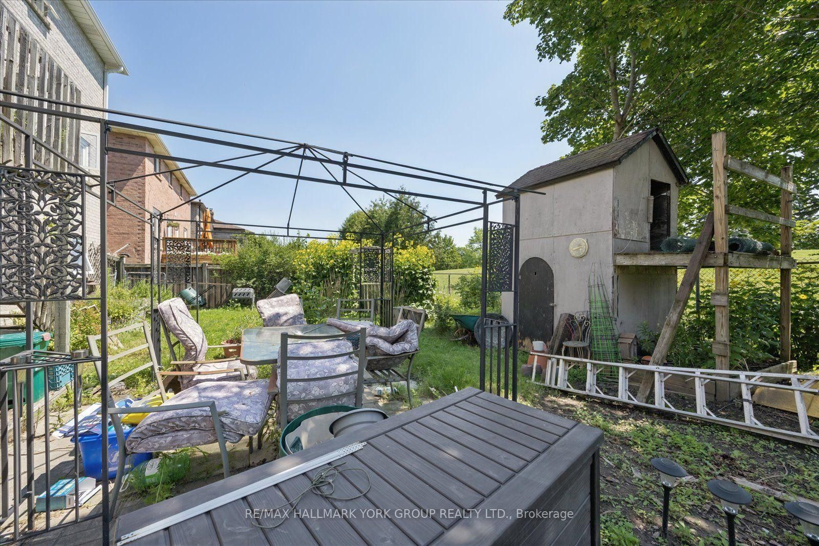 458 Chester Avenue • Newmarket, ON photo 43