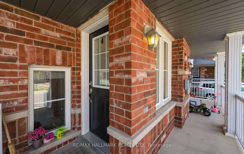 87 - 15 Old Colony Road