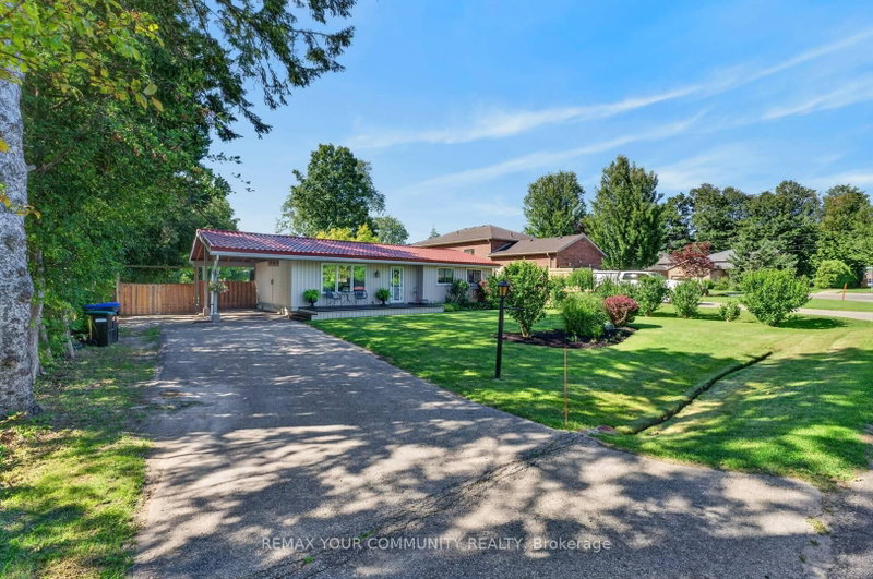 943 Blackwoods Avenue