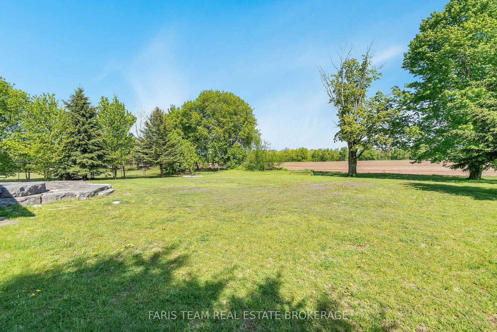 Listing Image 43