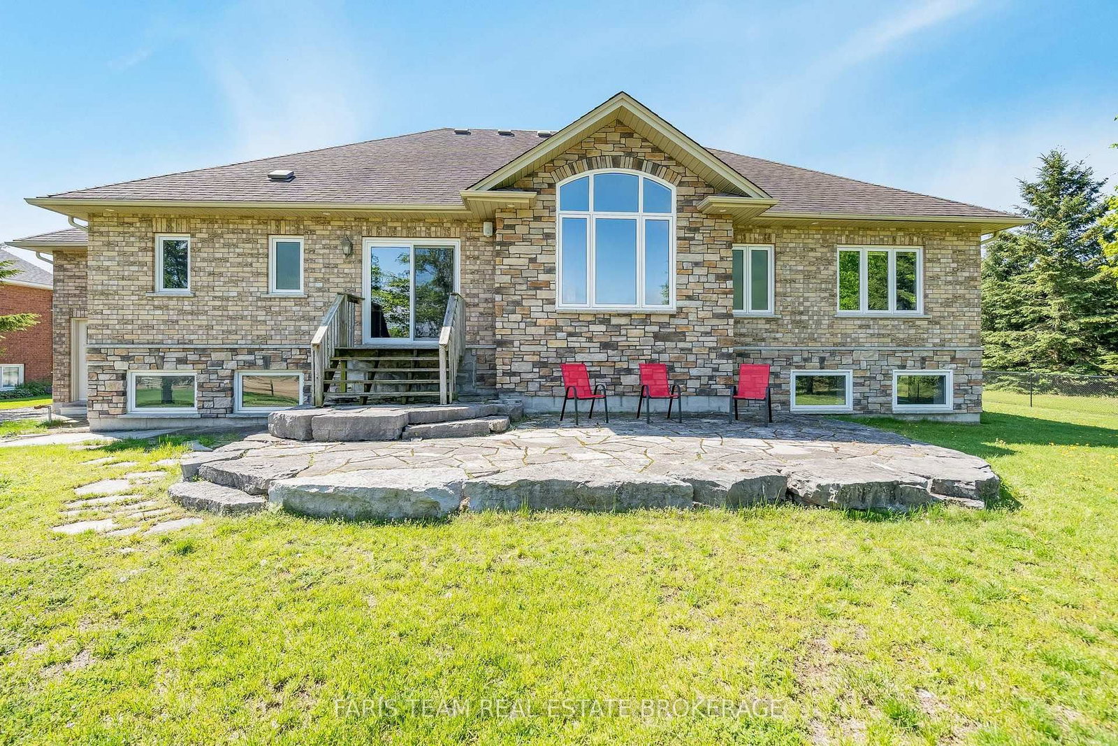 Listing Image 44