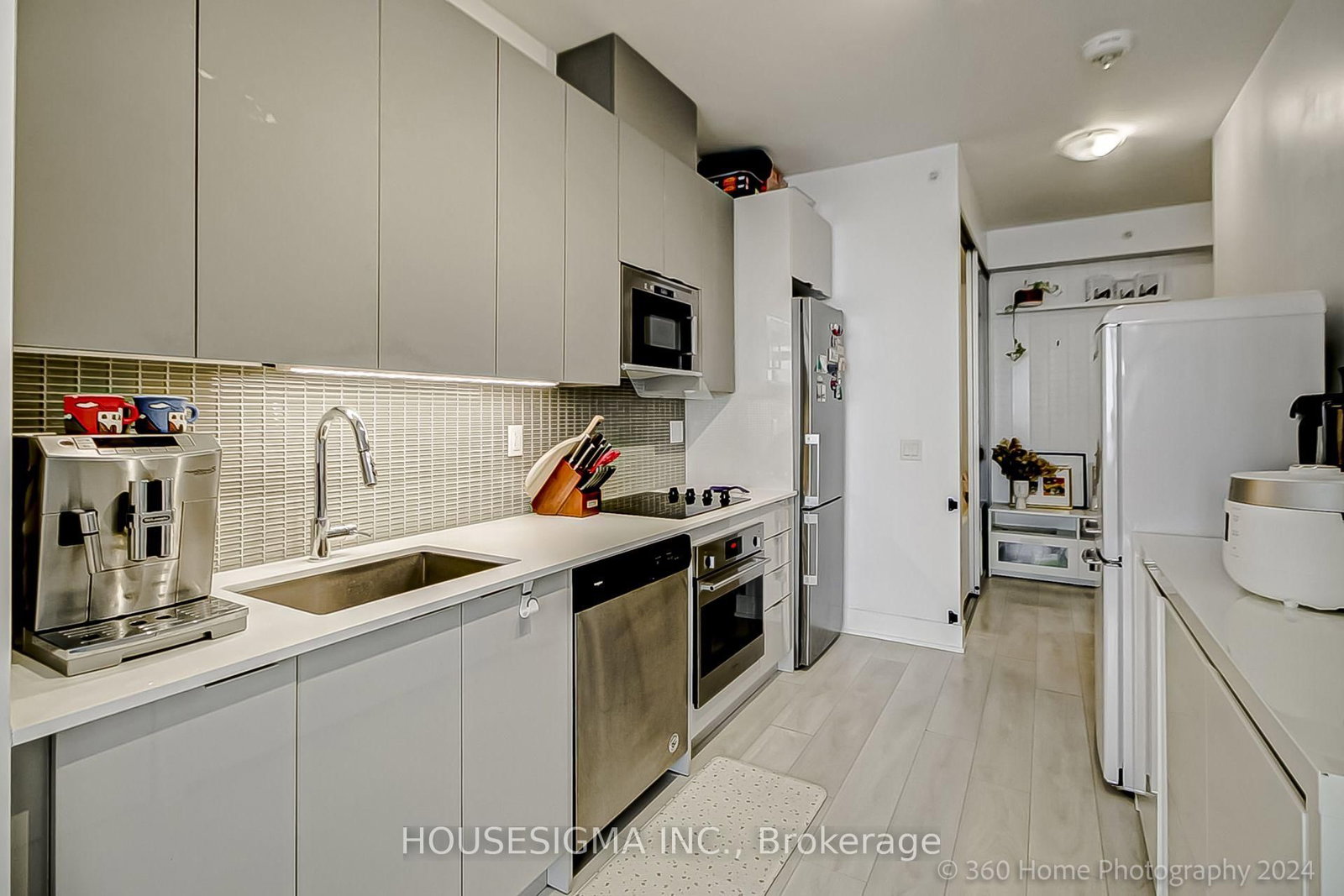 2916 Highway 7 Road W • #3105 • Vaughan, ON photo 5