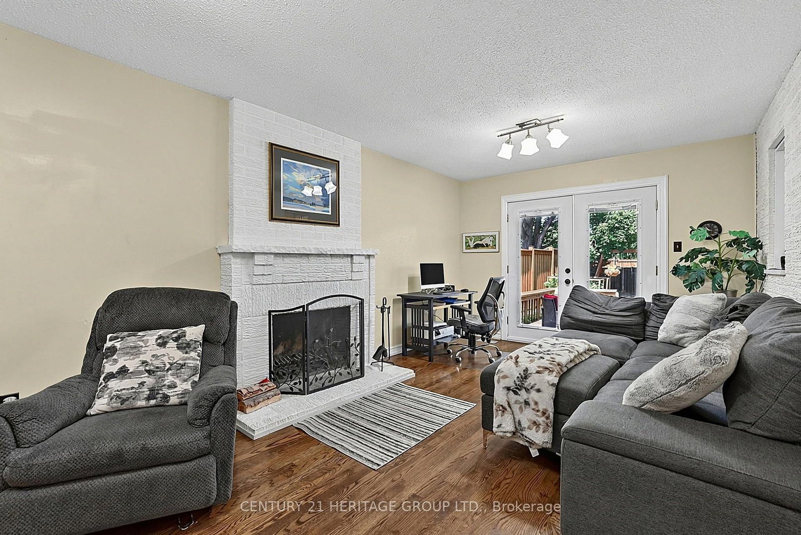 Listing Image 15