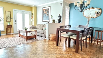 5 Doral Gate • Markham, ON photo 3