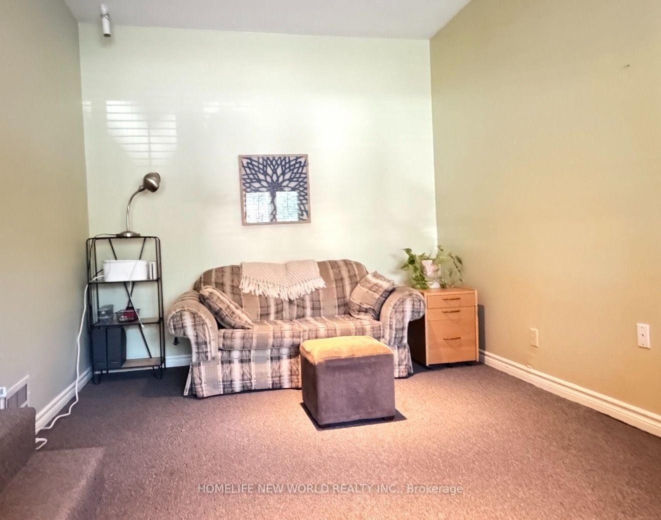 5 Doral Gate • Markham, ON photo 9