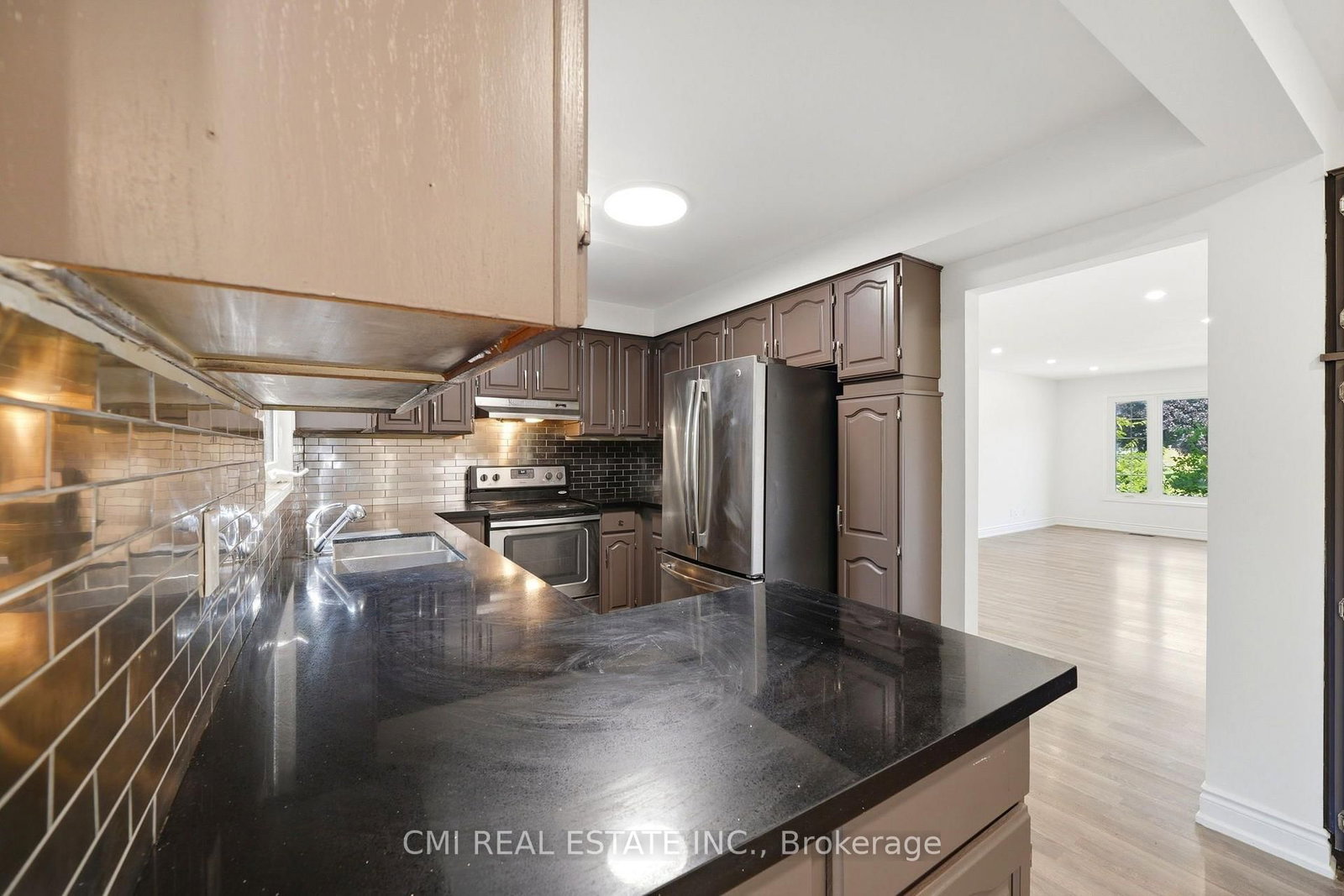 39 Camrose Drive • Georgina, ON photo 11