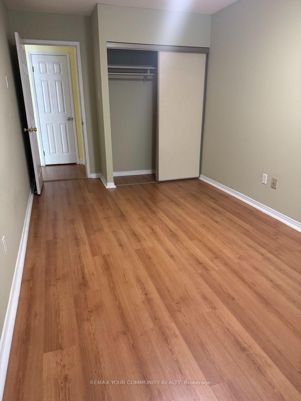 111 Grew Boulevard • #104 • Georgina, ON photo 22