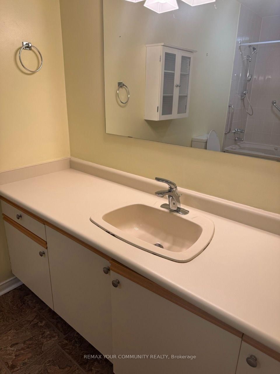 111 Grew Boulevard • #104 • Georgina, ON photo 25