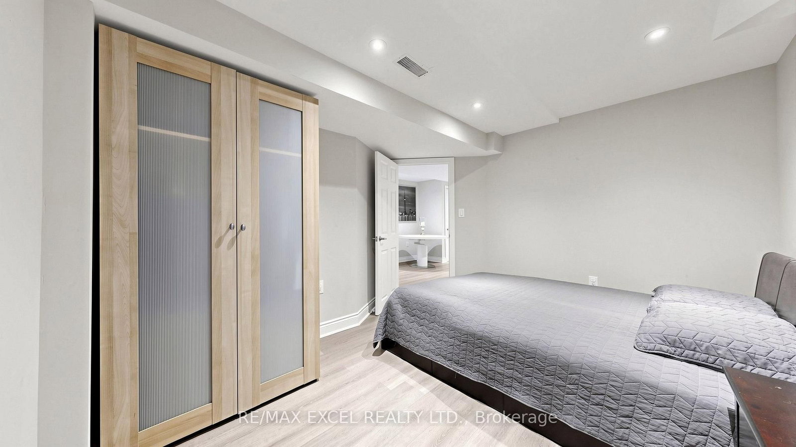 29 Bentwood Crescent • Vaughan, ON photo 46