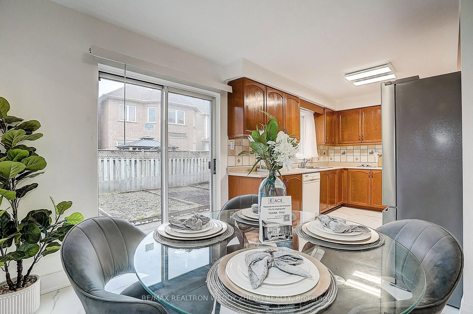 145 Glasgow Crescent • Georgina, ON photo 11