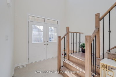 1537 Harker Street • Innisfil, ON photo 3