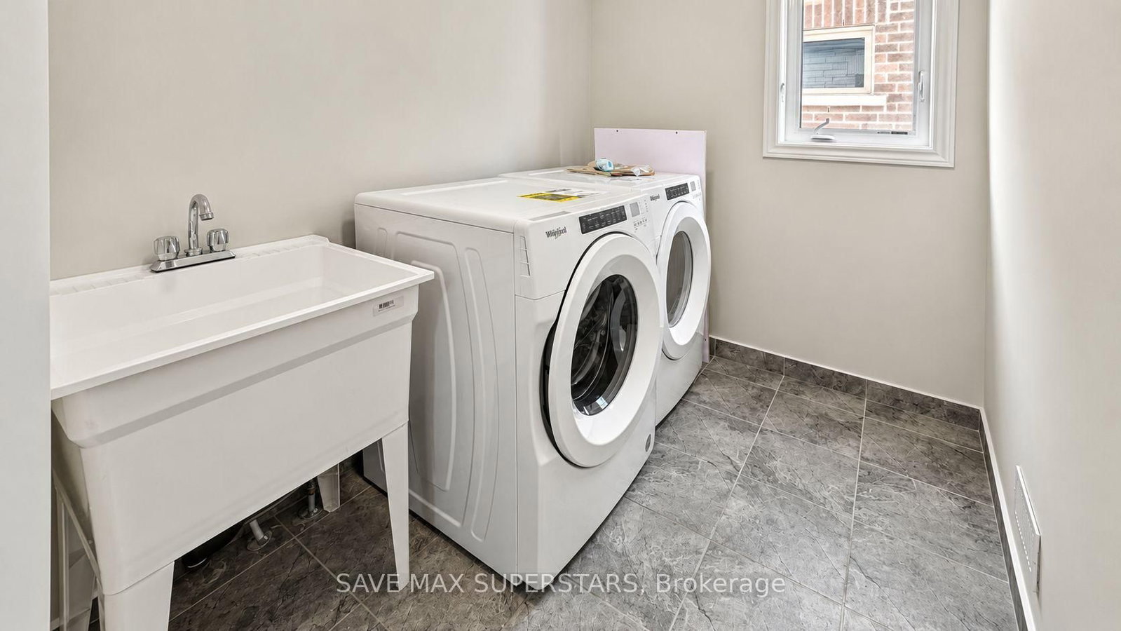 1537 Harker Street • Innisfil, ON photo 35