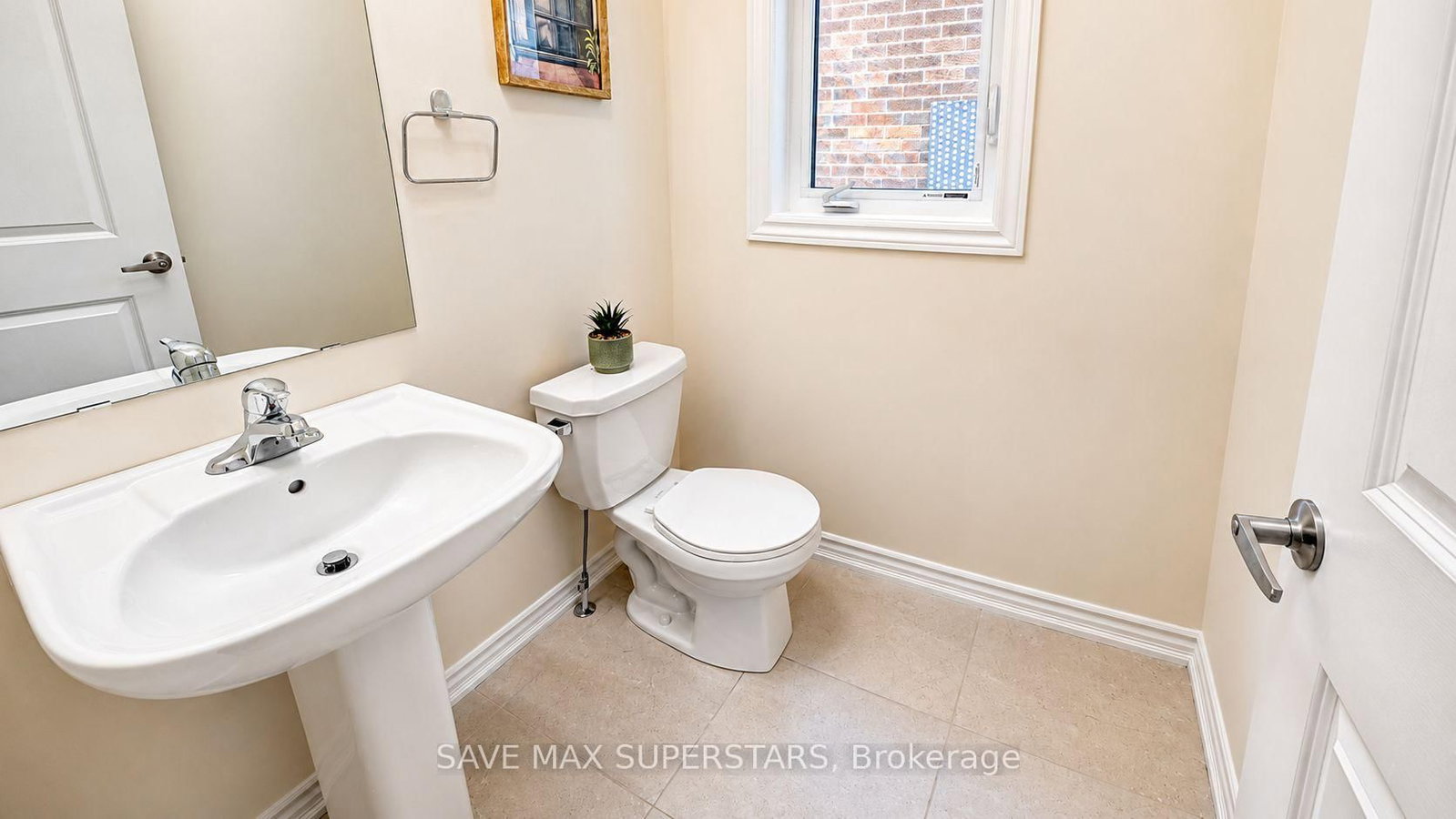 1537 Harker Street • Innisfil, ON photo 8