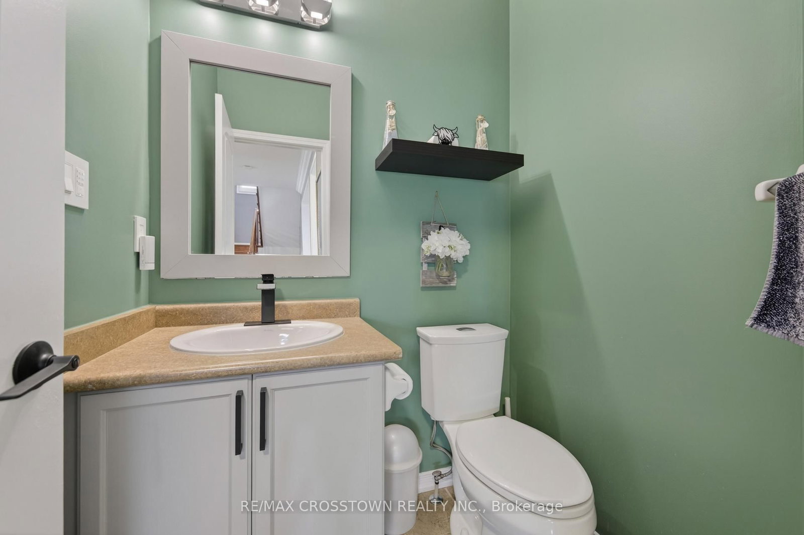 2197 Batters Loop • Innisfil, ON photo 13