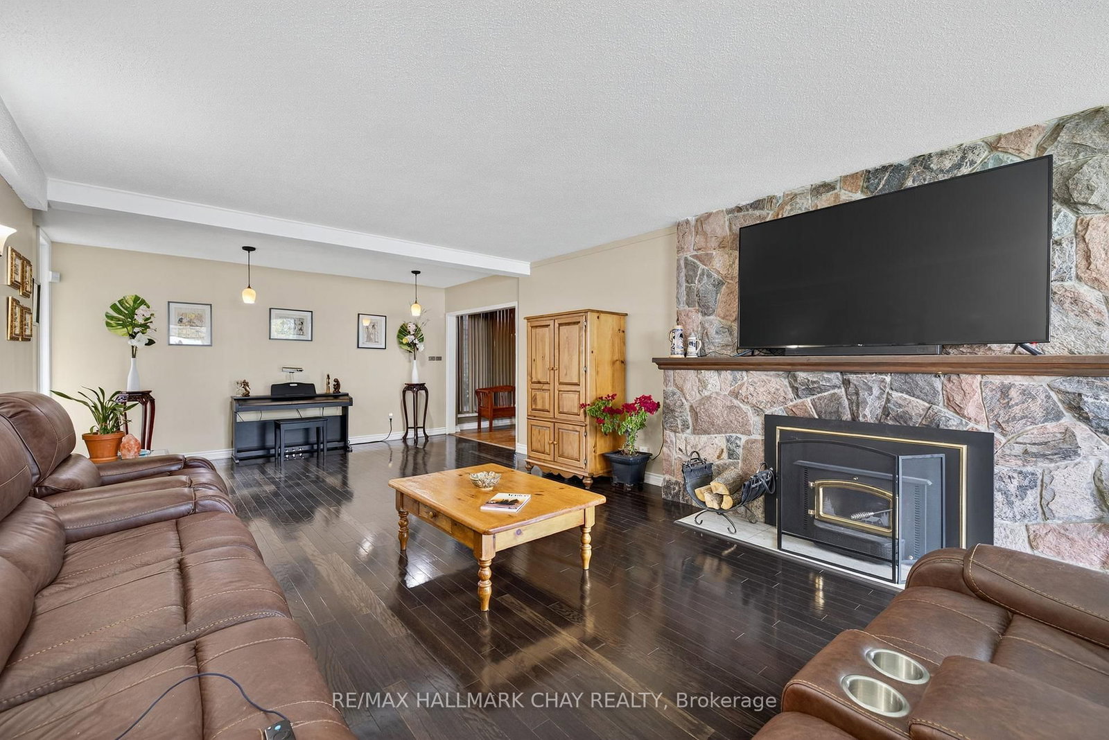 39 Highfield Crescent • Georgina, ON photo 10