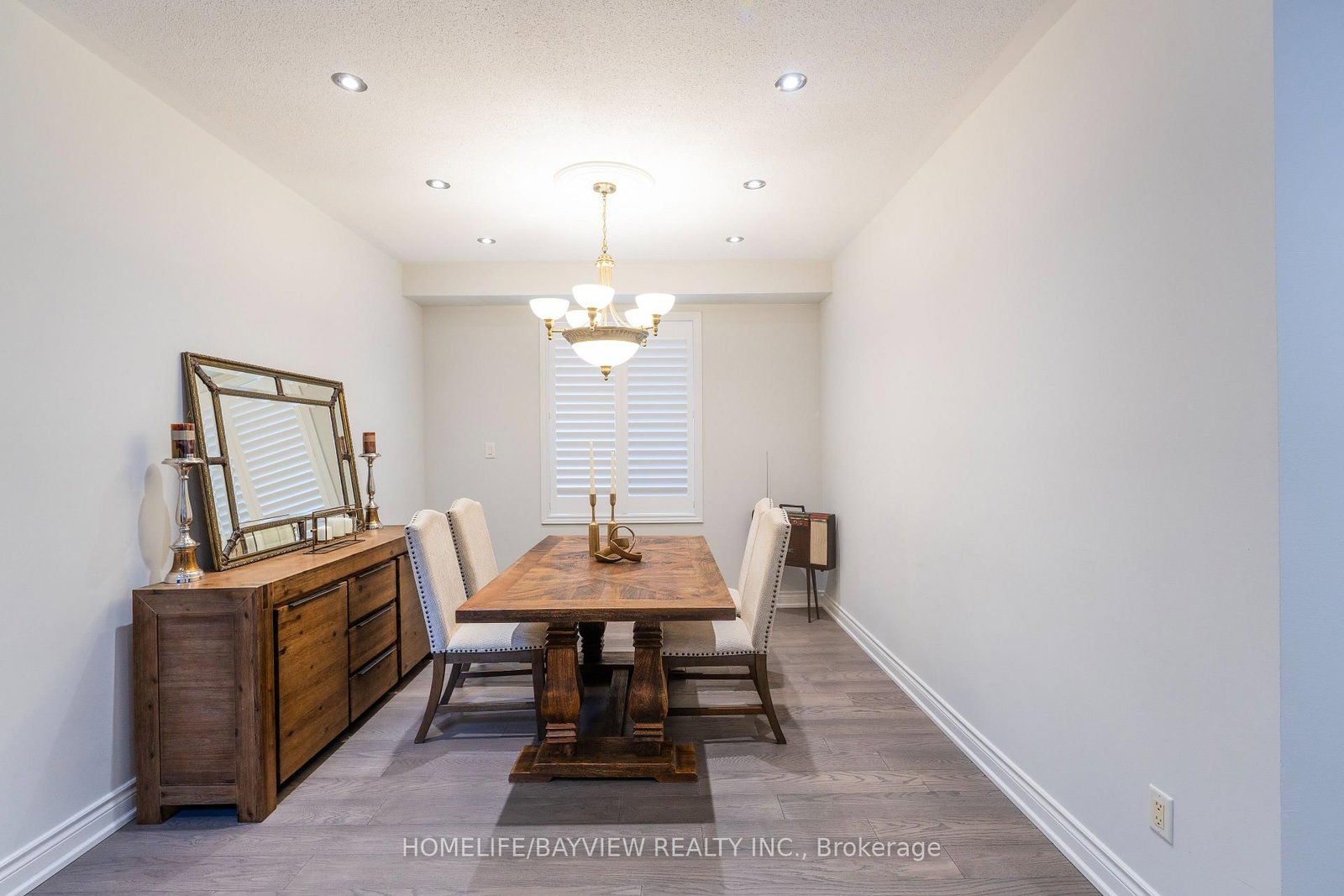 42 Shadow Falls Drive • Richmond Hill, ON photo 9