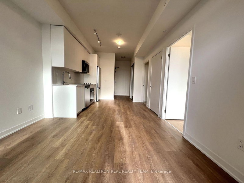 1212 - 10 Abeja Street