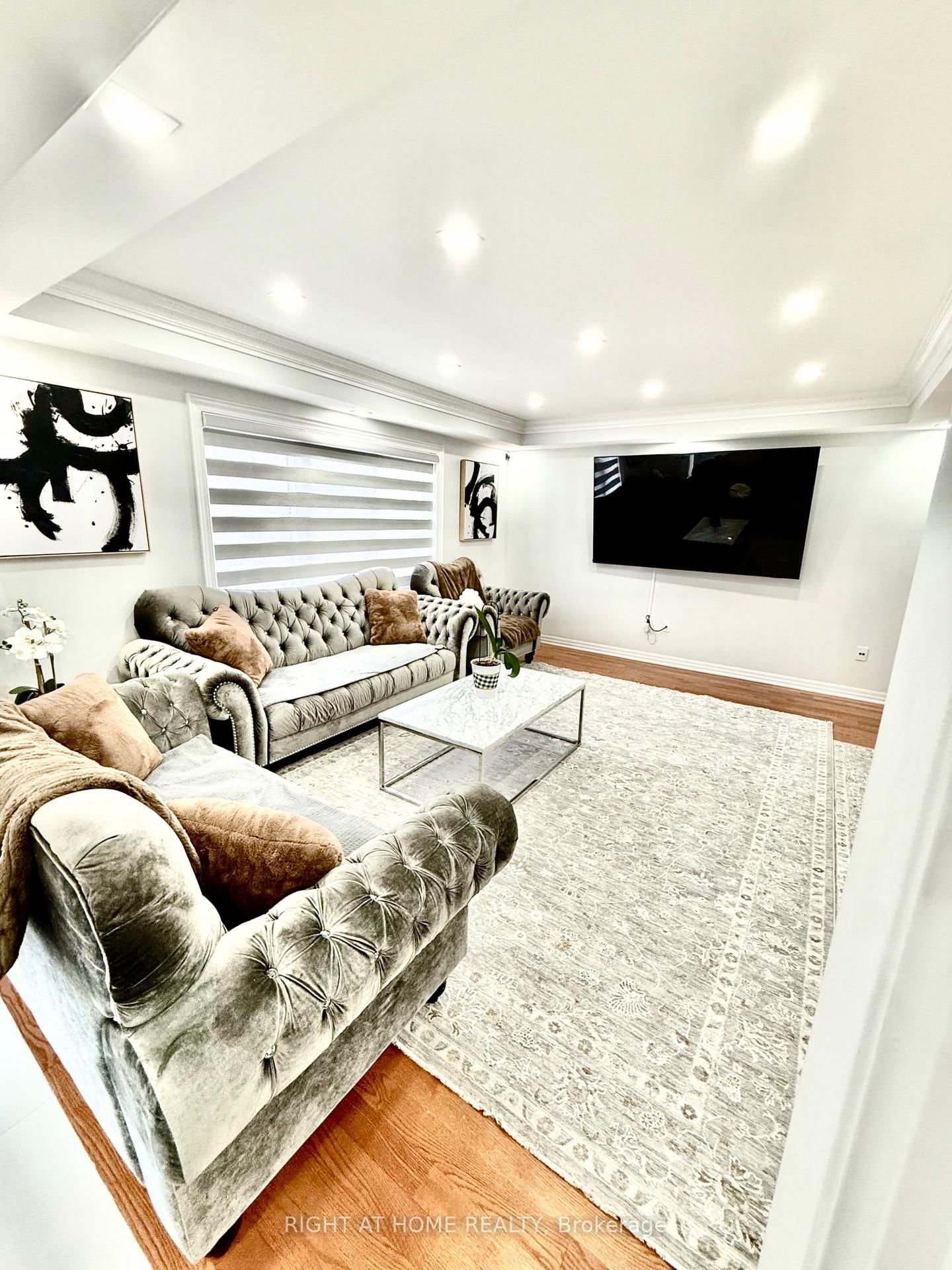 64 Williamson Family Hollow • Newmarket, ON photo 13