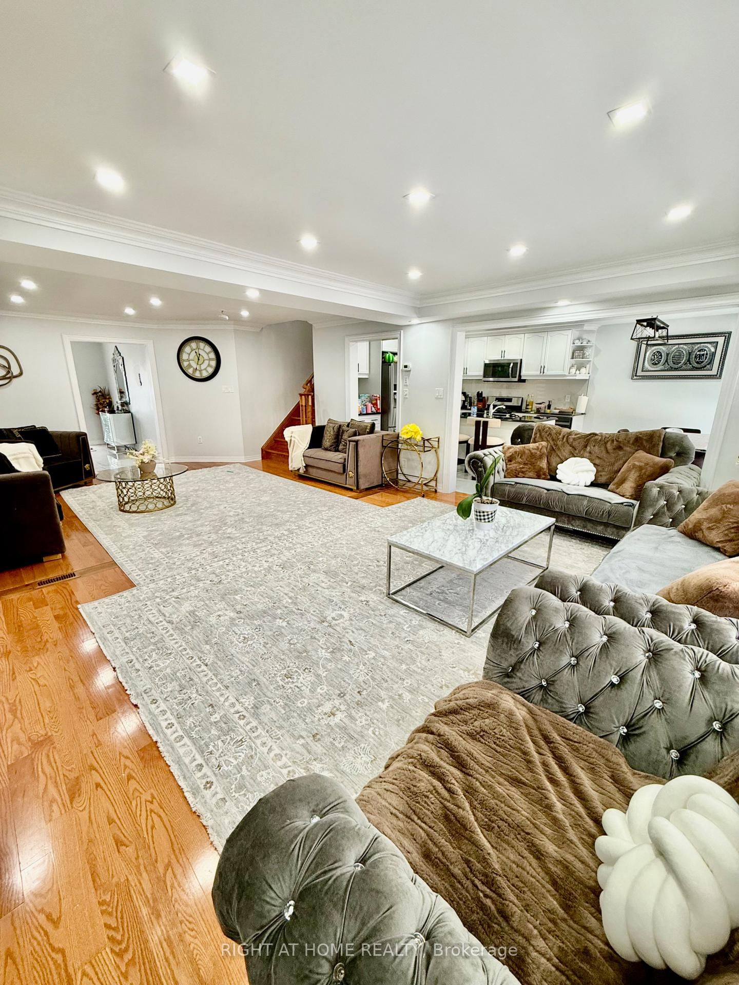 64 Williamson Family Hollow • Newmarket, ON photo 16