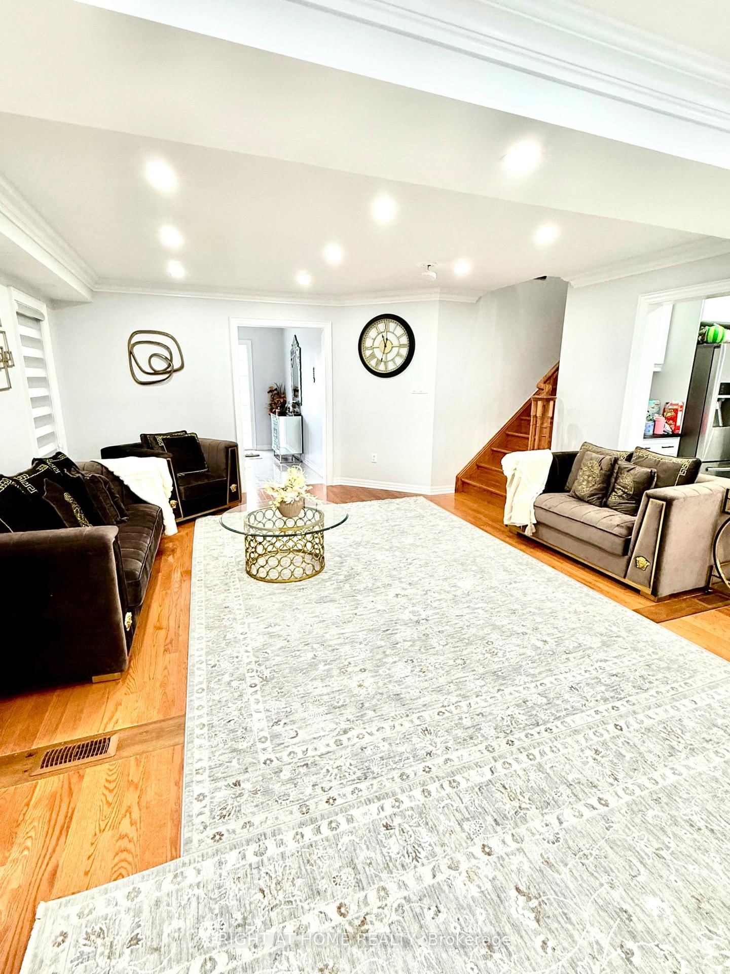 64 Williamson Family Hollow • Newmarket, ON photo 17