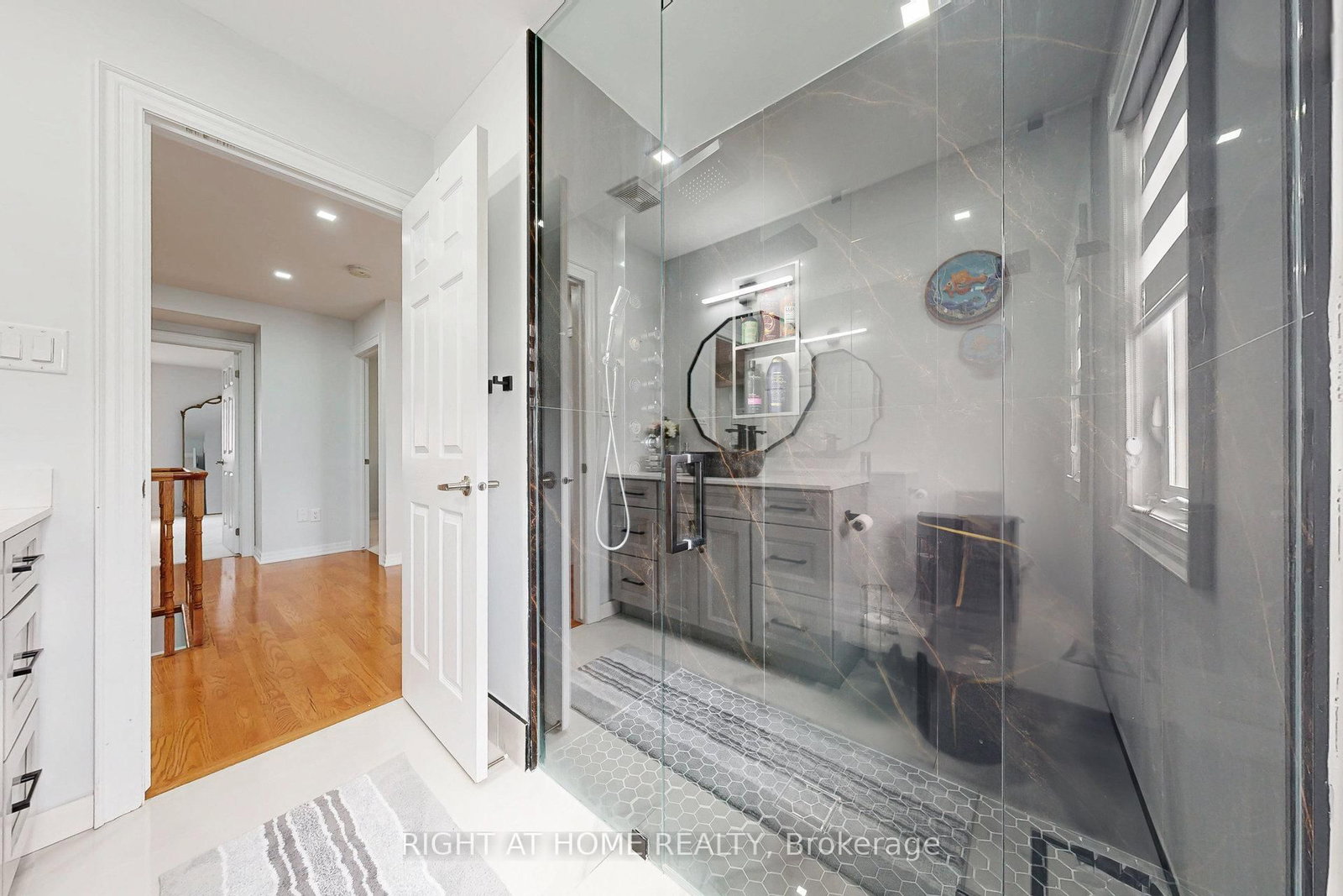 64 Williamson Family Hollow • Newmarket, ON photo 35