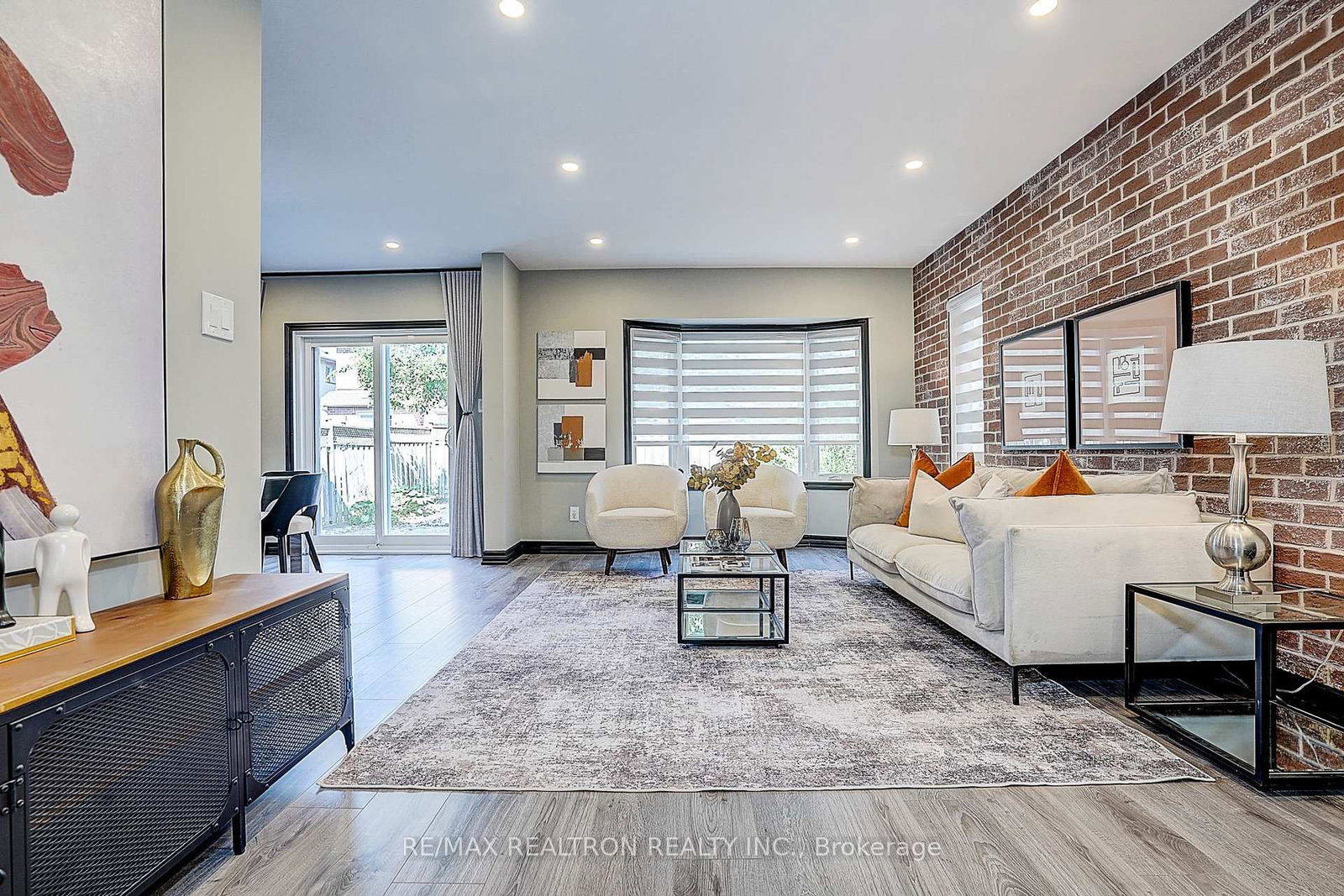 47 Melville Street • Richmond Hill, ON photo 9