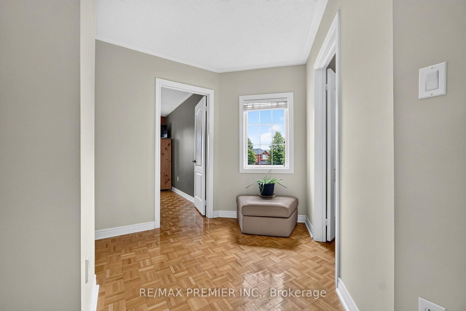 83 Royal Ridge Crescent • Vaughan, ON photo 17