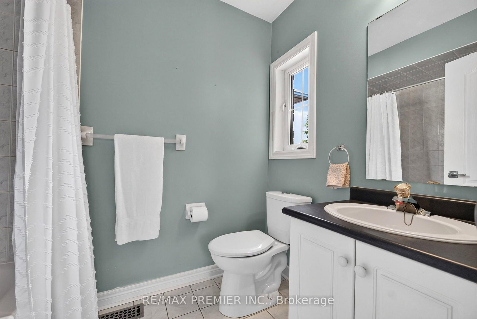 83 Royal Ridge Crescent • Vaughan, ON photo 26