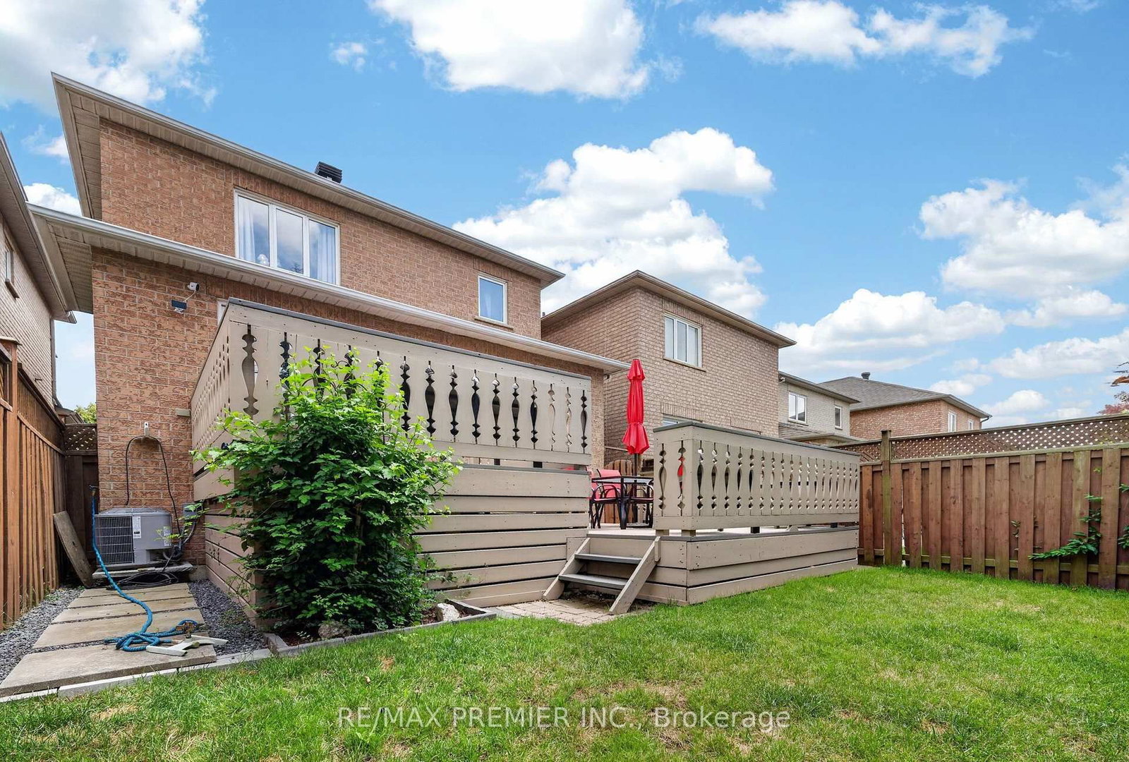 83 Royal Ridge Crescent • Vaughan, ON photo 32