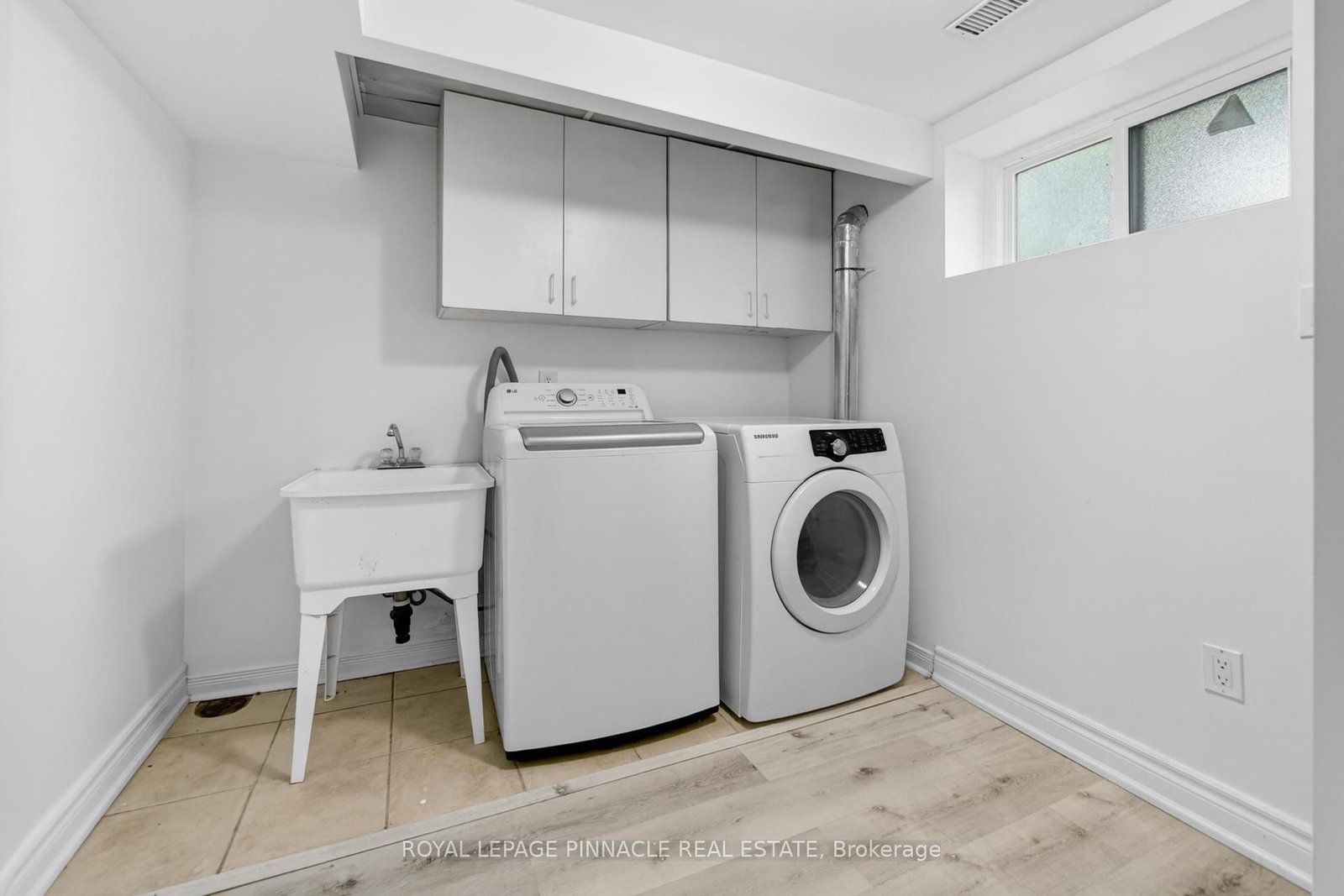 11 Elizabeth Street • Markham, ON photo 34