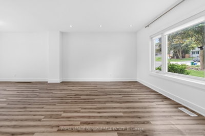 11 Elizabeth Street • Markham, ON photo 8