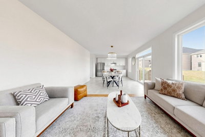 40 Ainslie Hill Crescent • Georgina, ON photo 6