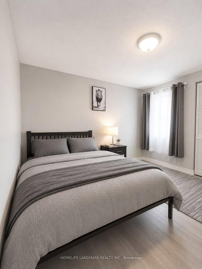 45 Sandusky Crescent • Aurora, ON photo 8