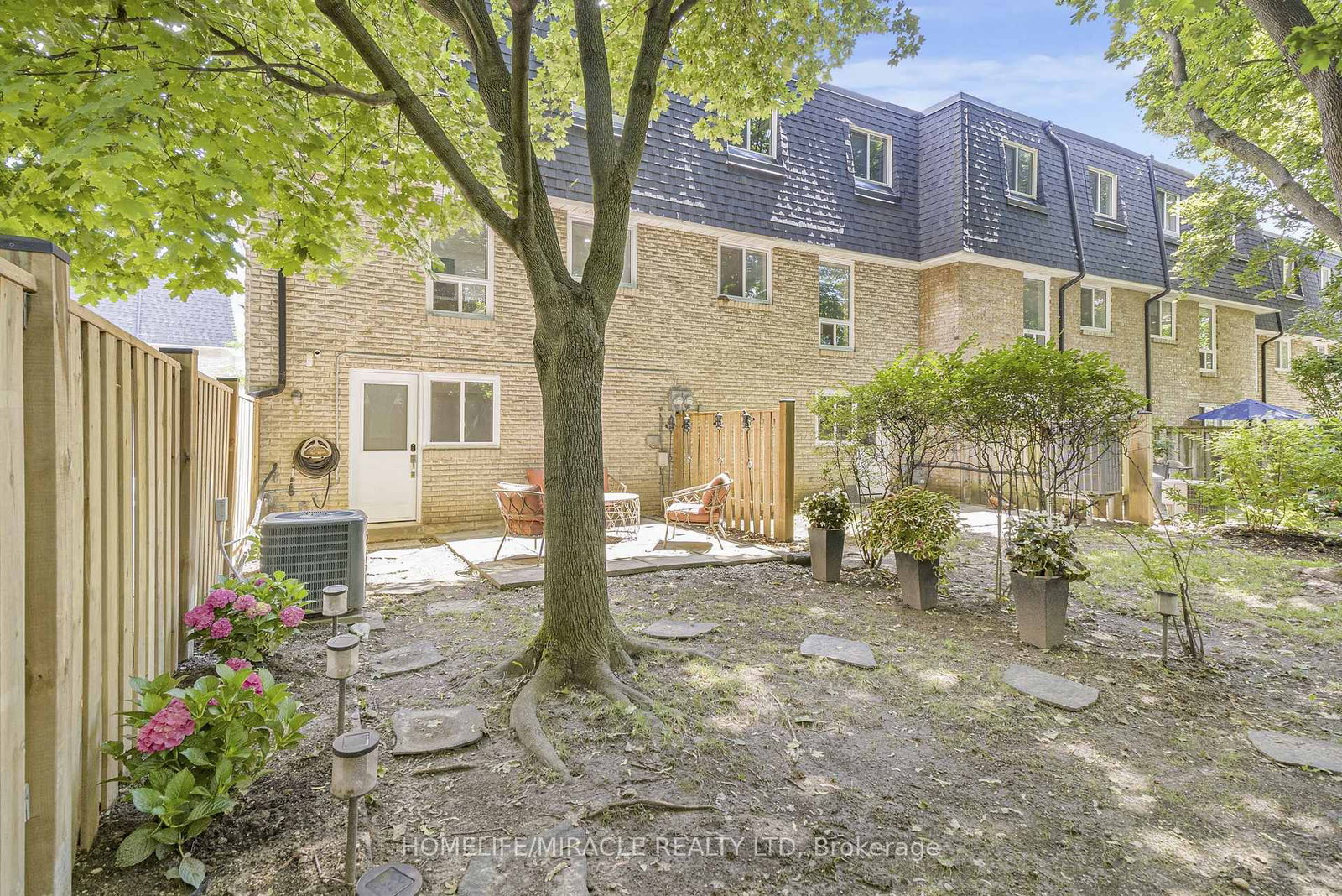 210 Royal Orchard Boulevard • #51 • Markham, ON photo 45
