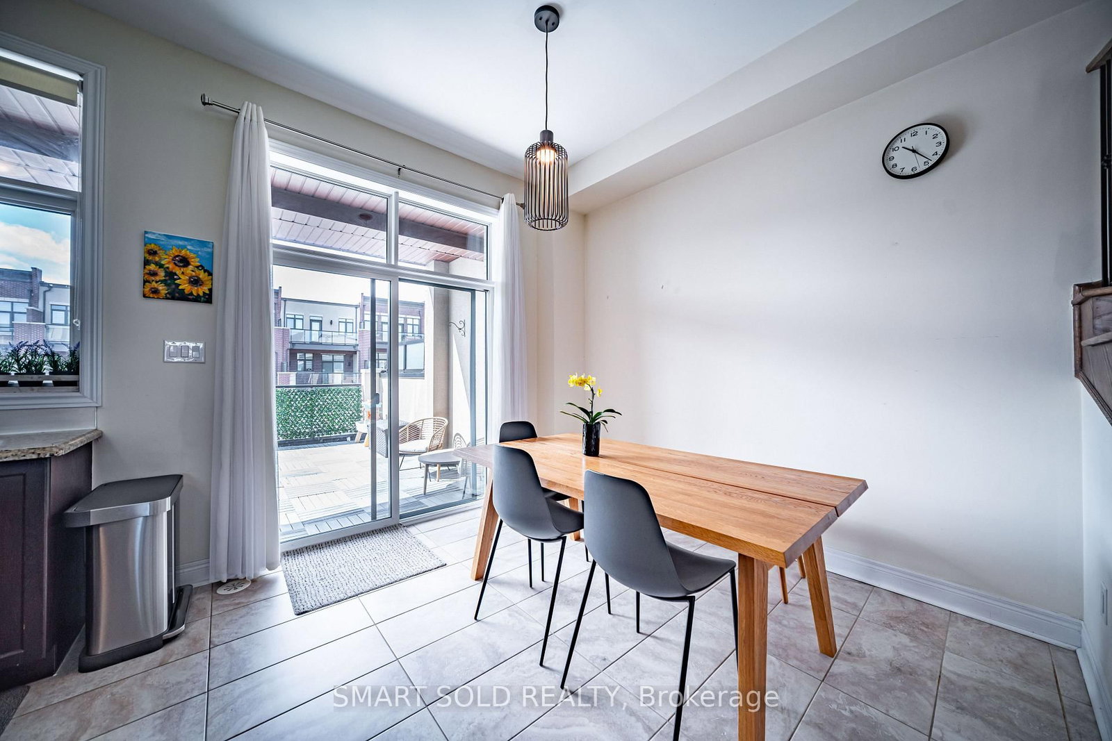 22 heriot Place • Vaughan, ON photo 10