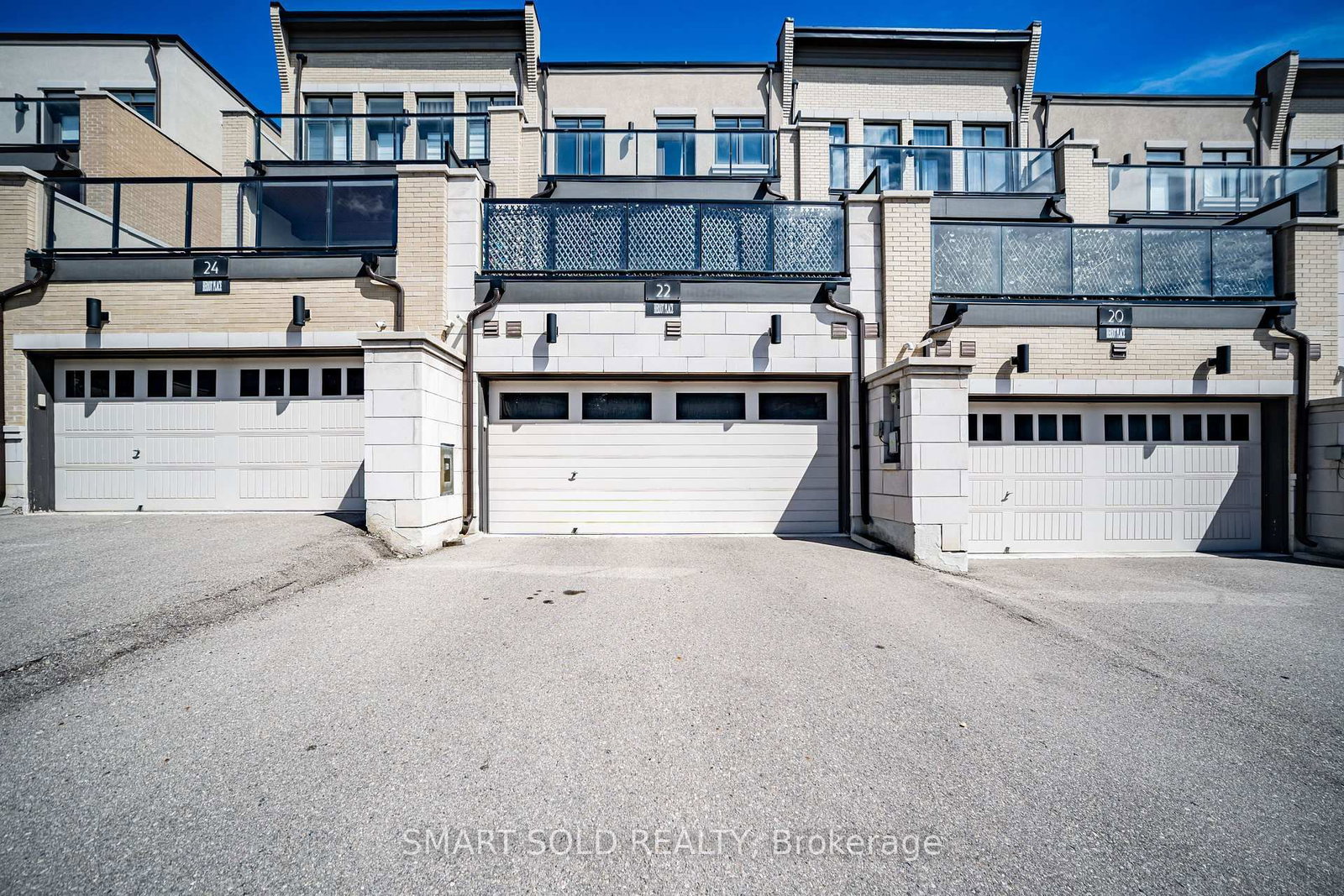 22 heriot Place • Vaughan, ON photo 49