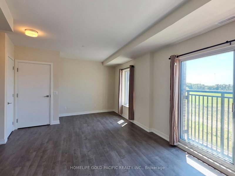 302 - 2 Red Squirrel Lane
