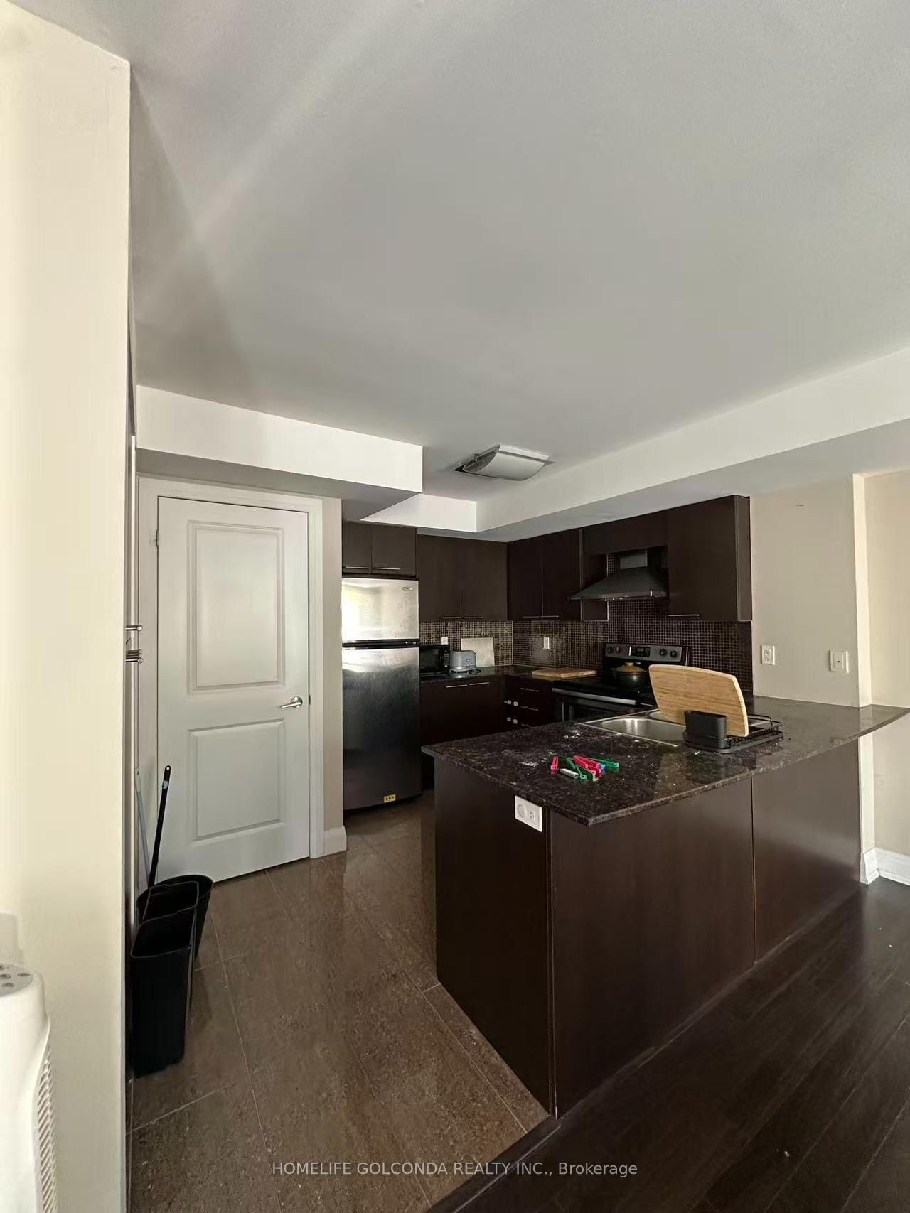 322 John Street • #132 • Markham, ON photo 6