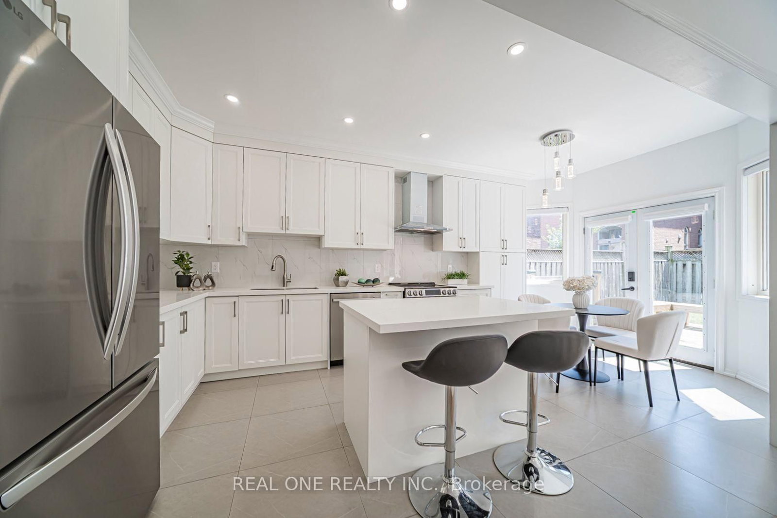 35 Formosa Drive • Richmond Hill, ON photo 16