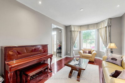 25 Reflection Road • Markham, ON photo 5