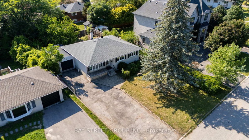 32 Alanadale Avenue